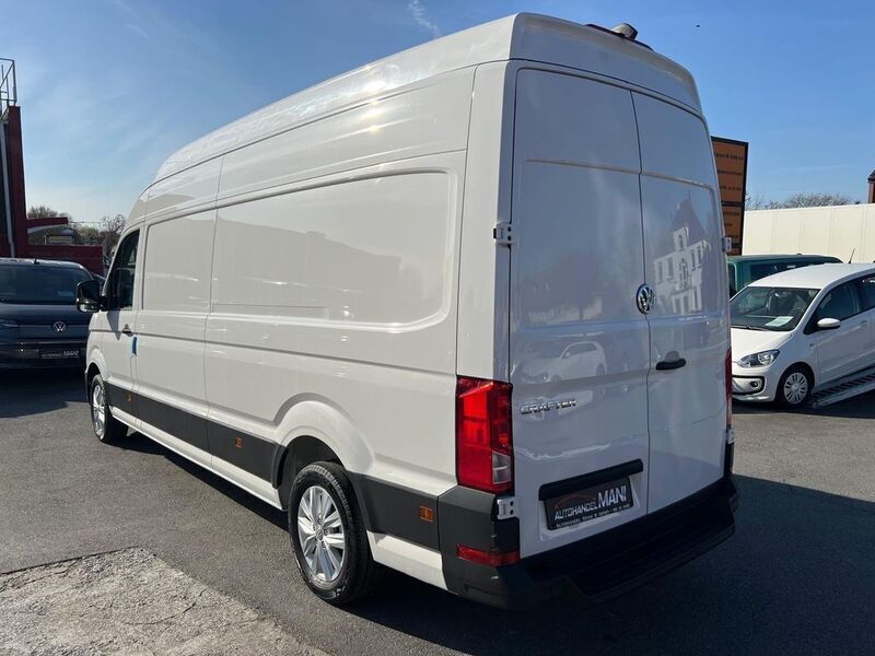 Neu VW Crafter 177 PS (130 kW) 2025 Candyweiß Van
