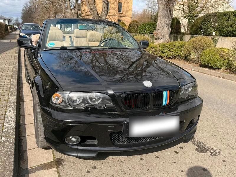 Gebraucht BMW 320 Cabriolet 170 PS (125 kW) 2001 Schwarz Cabrio