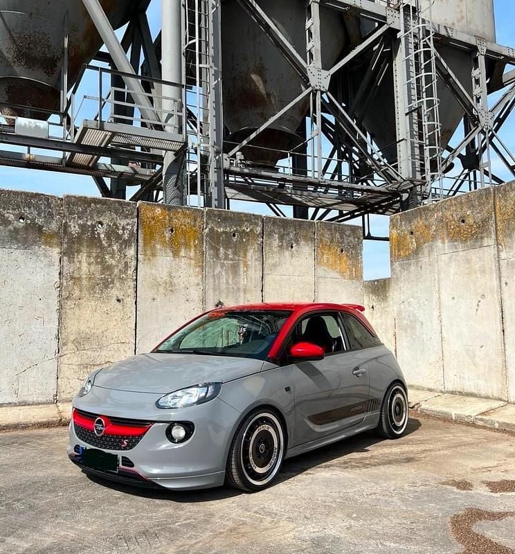 Grau Gebraucht 2015 Opel Adam S Kleinwagen | 7.500 € (Fairer Preis) - Bild 1/4