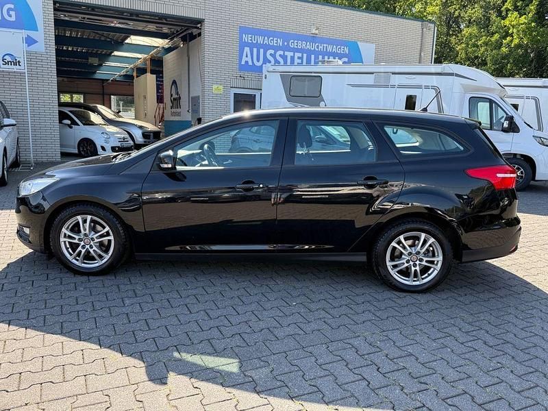 Gebraucht Ford Focus Business Edition 95 PS (69 kW) 2017 Schwarz Limousine