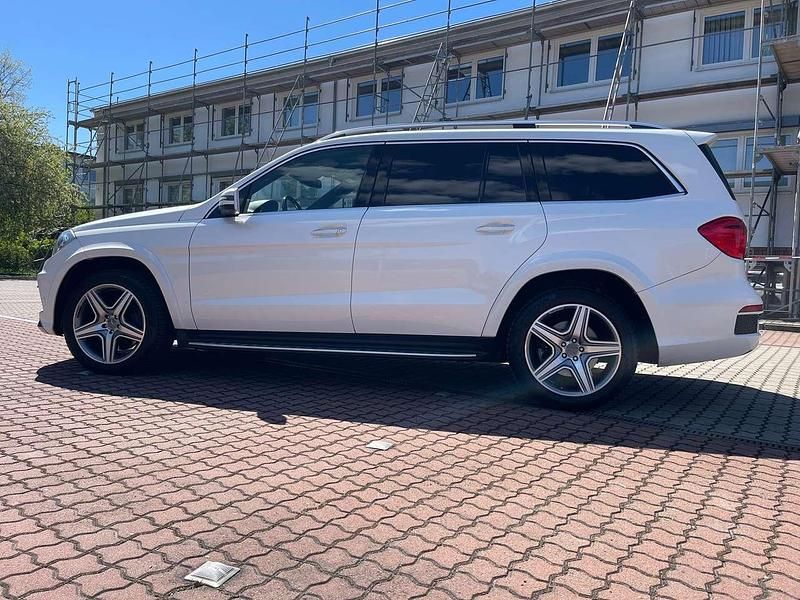 Gebraucht Mercedes GL350 AMG 258 PS (189 kW) 2015 Weiß SUV