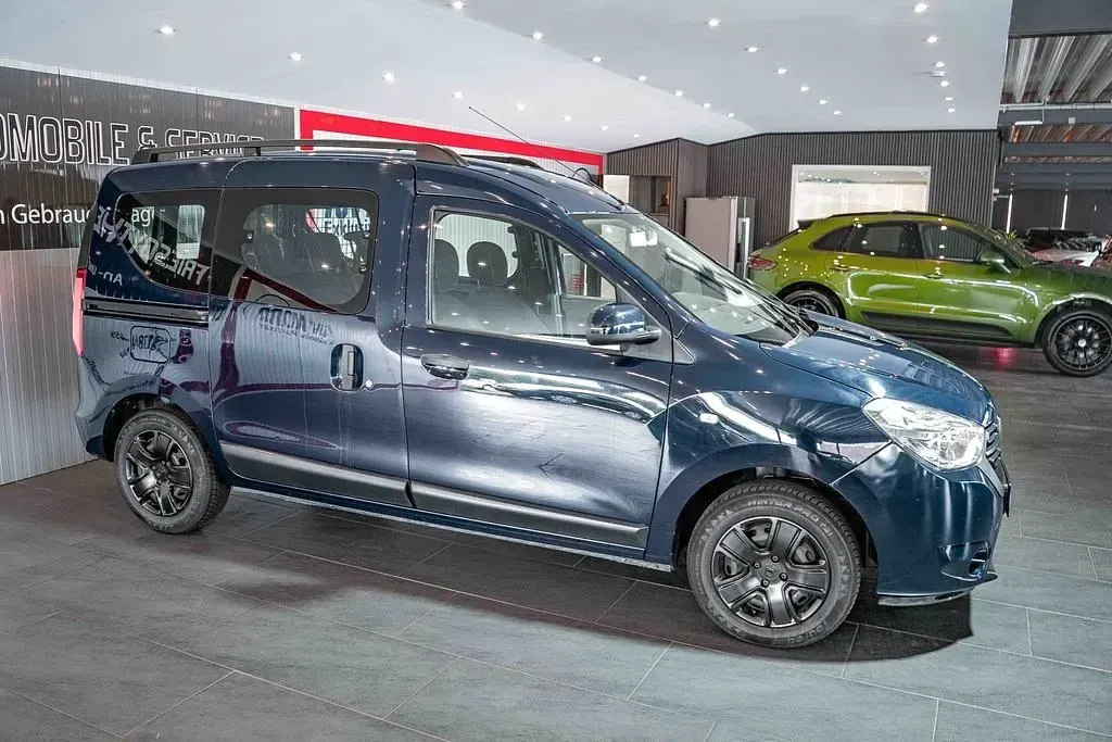 Gebraucht Dacia Dokker Comfort 116 PS (85 kW) 2018 Blau Van / Kleinbus