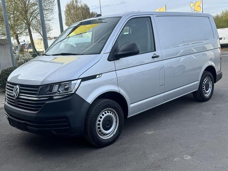 Gebraucht VW Transporter 110 PS (80 kW) 2021 Reflexsilber Van