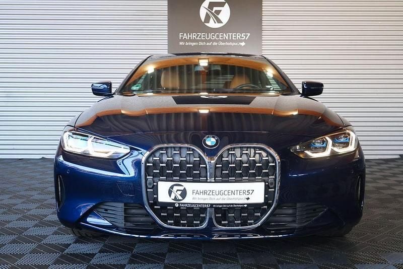 Gebraucht BMW 430 Sport Line 245 PS (180 kW) 2023 Blau Coupé