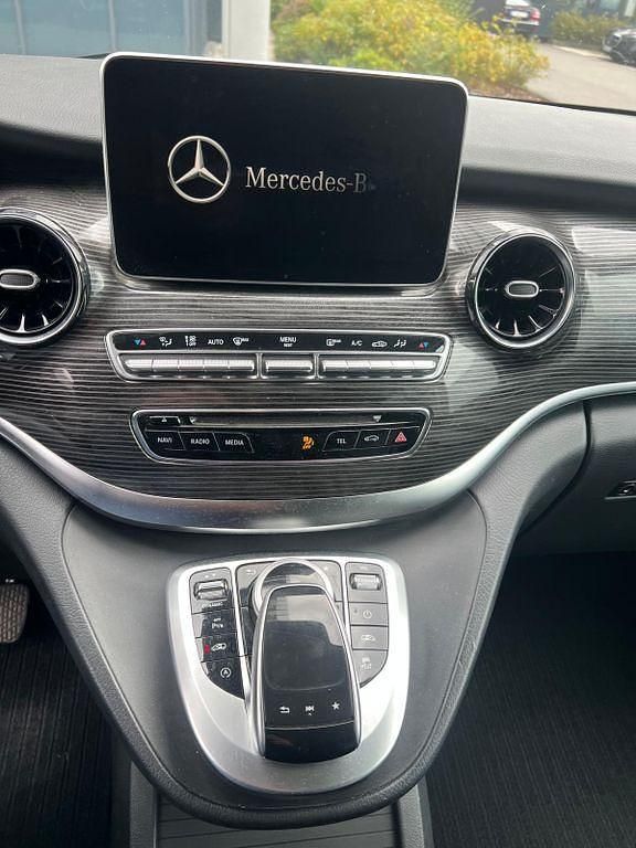 Gebraucht Mercedes V250 Sport Edition 190 PS (139 kW) 2019 Blau Van / Kleinbus