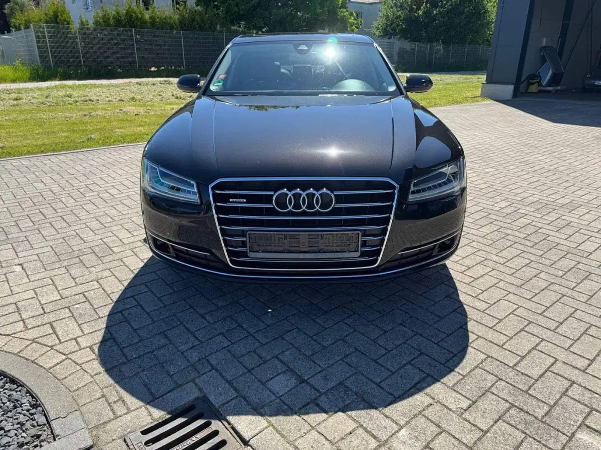 Gebraucht Audi A8 Comfort 258 PS (189 kW) 2015 Schwarz Limousine