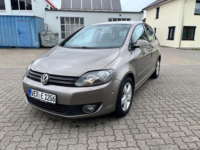 Gebraucht VW Golf Plus Cross 105 PS (77 kW) 2011 Braun Van / Kleinbus