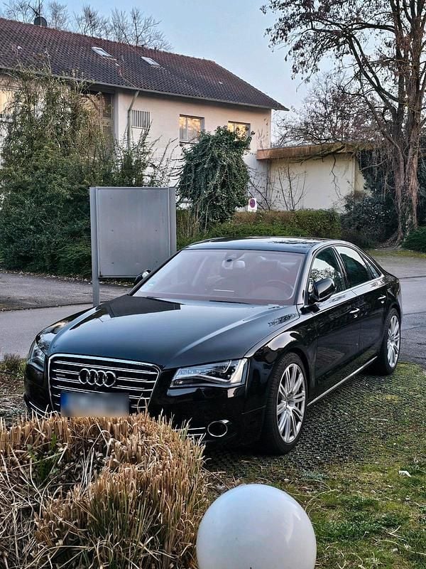 Second-hand Audi A8 306 CP (225 kW) 2013 Maro Berlinǎ