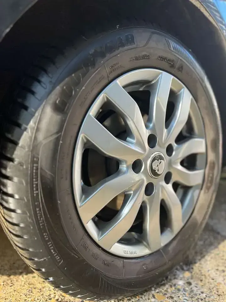 Gebraucht VW Jetta 107 PS (78 kW) 2005 Limousine