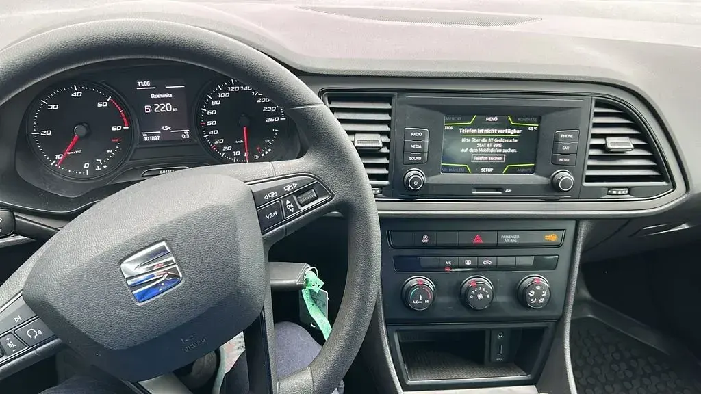 Gebraucht Seat Leon Reference 116 PS (85 kW) 2018 Weiß Limousine