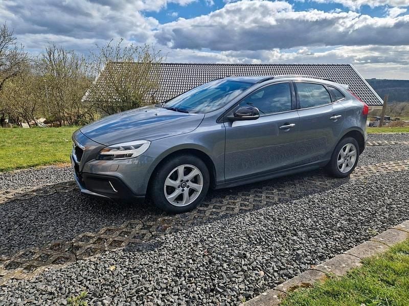 Gebraucht Volvo V40 CC 150 PS (110 kW) 2017 Grau Kombi