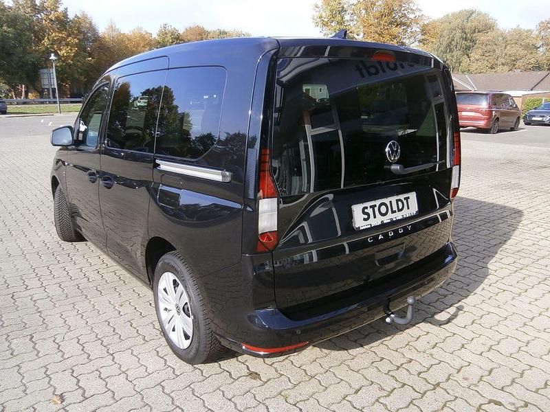 Second-hand VW Caddy Basis 116 CP (85 kW) 2025 Negru Monovolum