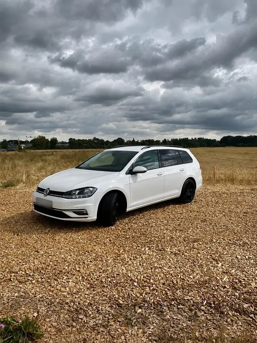 Gebraucht VW Golf VII 110 PS (80 kW) 2017 Weiß Kombi
