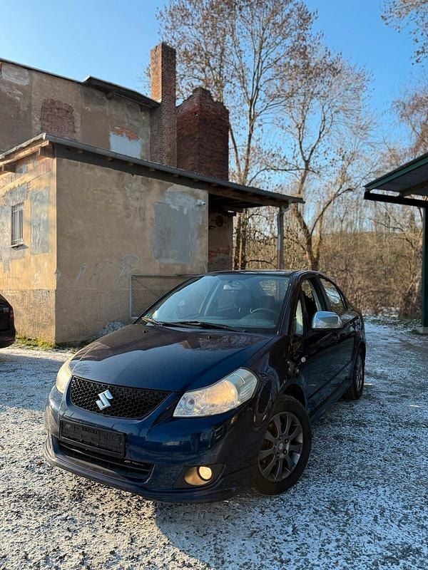 Blau Gebraucht 2008 Suzuki SX4 Limousine | 2.999 € (Fairer Preis) - Bild 1/4