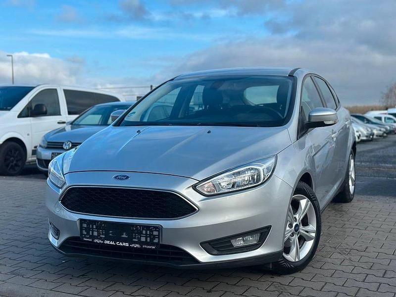 Gebraucht Ford Focus Trend 105 PS (77 kW) 2016 Limousine
