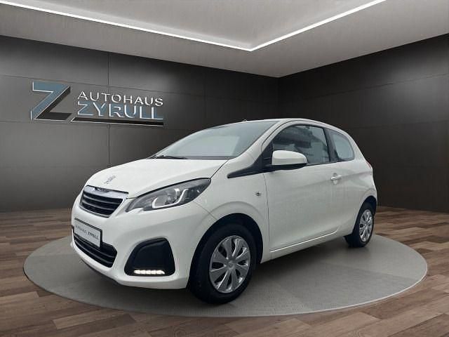 Weiß Gebraucht 2019 Peugeot 108 Active Limousine | 7.890 € (Guter Preis) - Bild 1/4