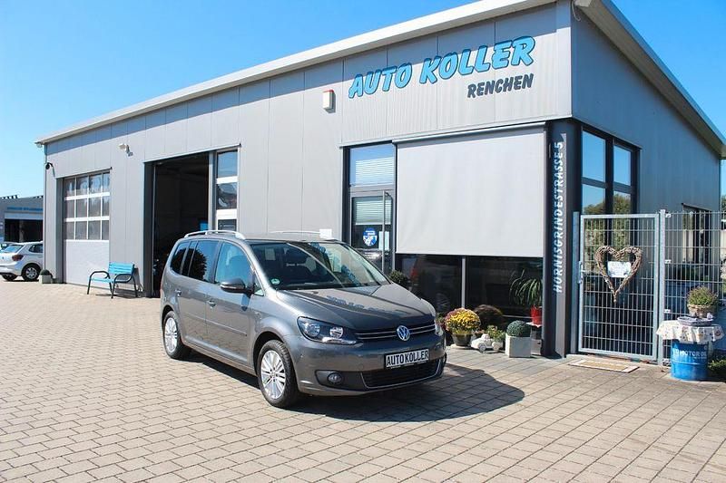 Grau Gebraucht 2014 VW Touran Cup Van / Kleinbus | 9.800 € (Fairer Preis) - Bild 1/4