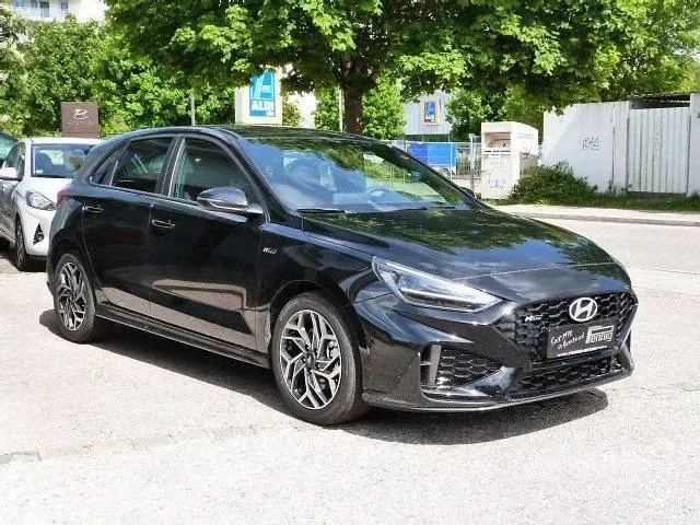 Neu Hyundai i30 N Line 150 PS (110 kW) 2026 Schwarz Limousine