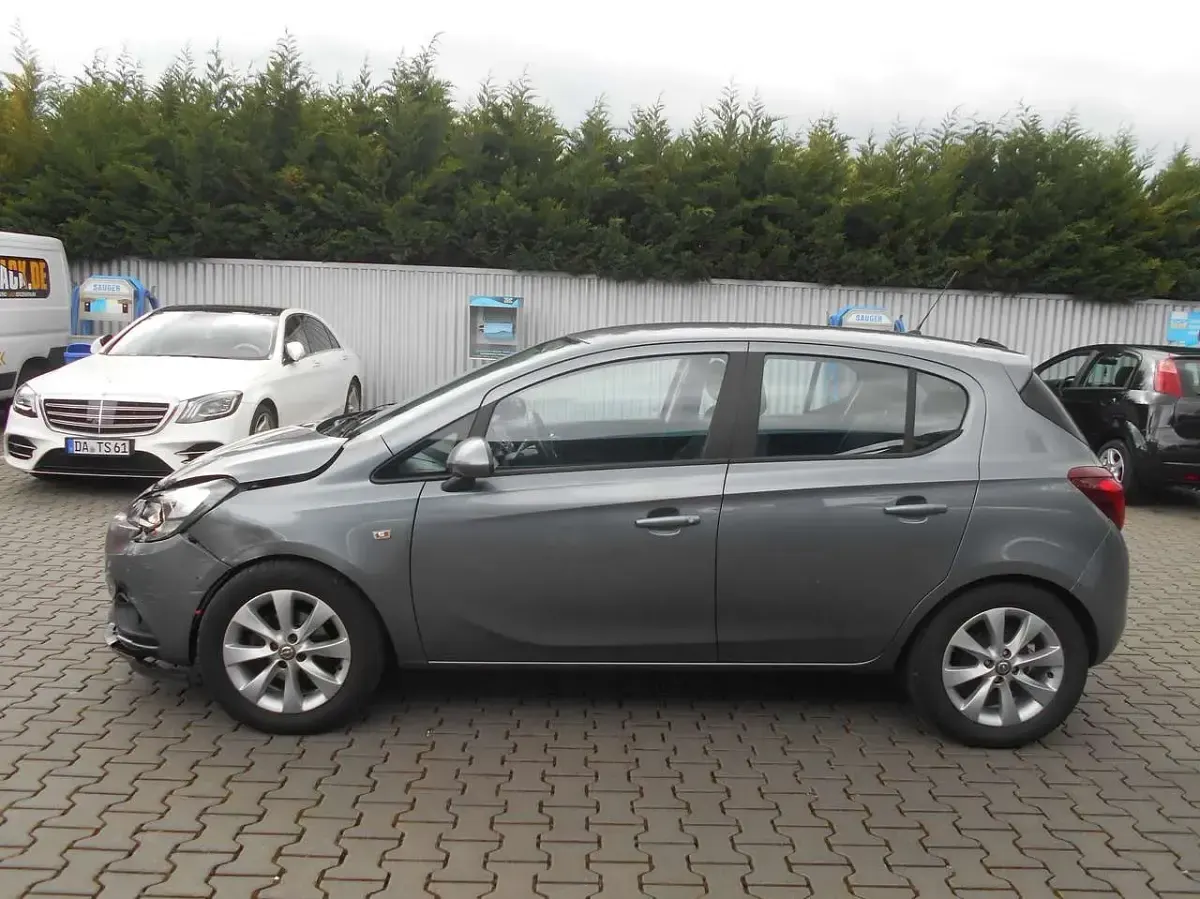 Gebraucht Opel Corsa 90 PS (66 kW) 2018 Licht grau m2 Kleinwagen