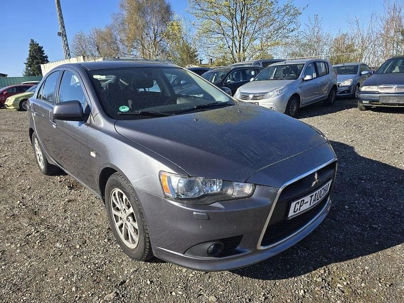 Gebraucht Mitsubishi Lancer Sportback 150 PS (110 kW) 2011 Grau Limousine
