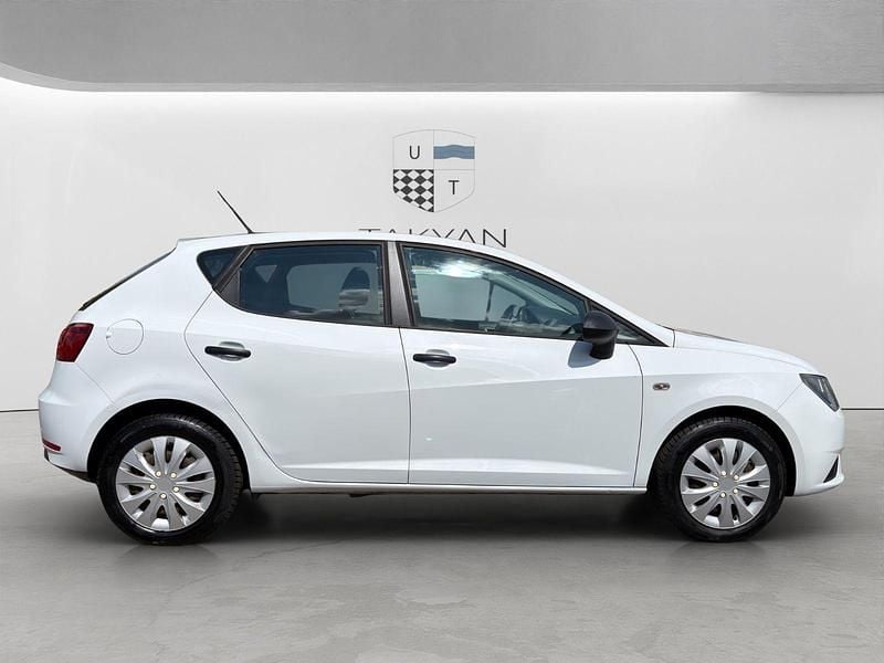 Usata Seat Ibiza Reference 75 CV (55 kW) 2016 Bianco Utilitaria