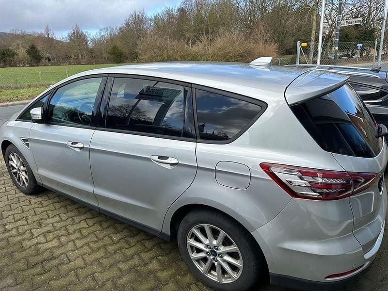Gebraucht Ford S-MAX Trend 150 PS (110 kW) 2021 Silber Van / Kleinbus