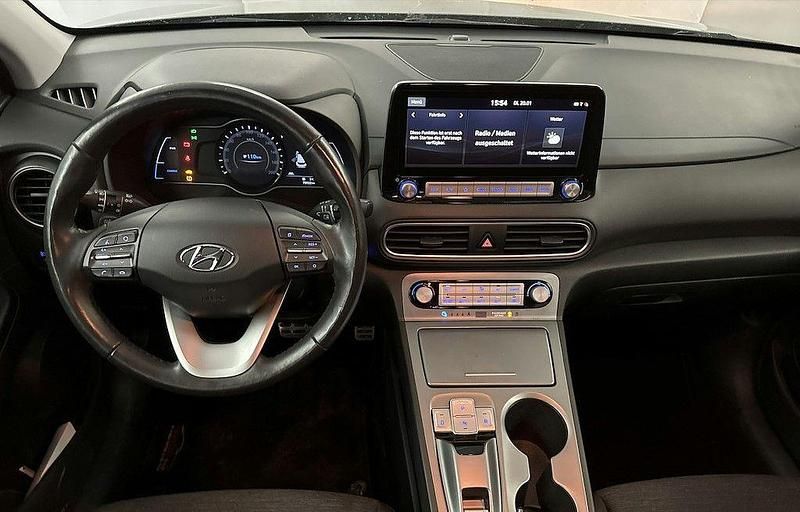 Gebraucht Hyundai Kona Advantage 100 kW (136 PS) 2020 Grau SUV