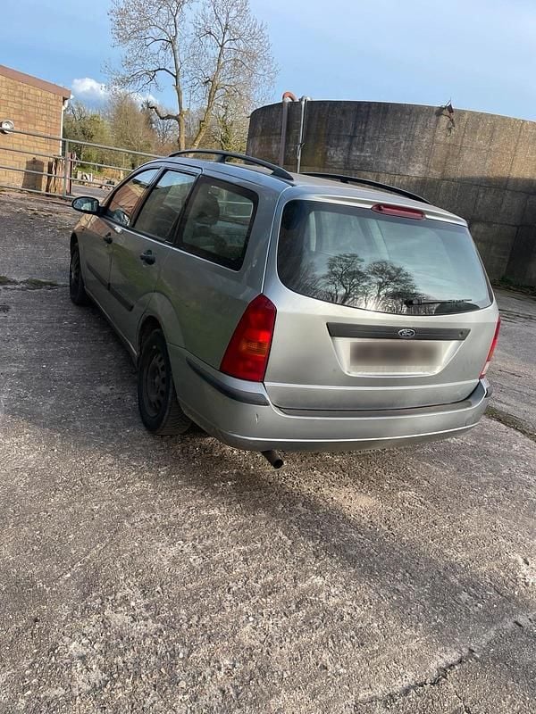 Gebraucht Ford Focus 101 PS (74 kW) 2003 Silber Kombi