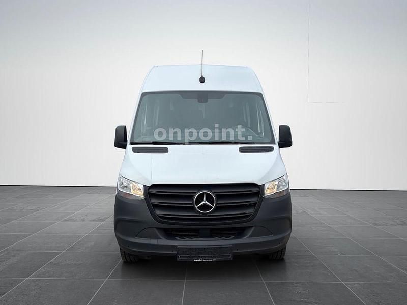 Używany Mercedes Sprinter 143 KM (105 kW) 2020 Biały Van