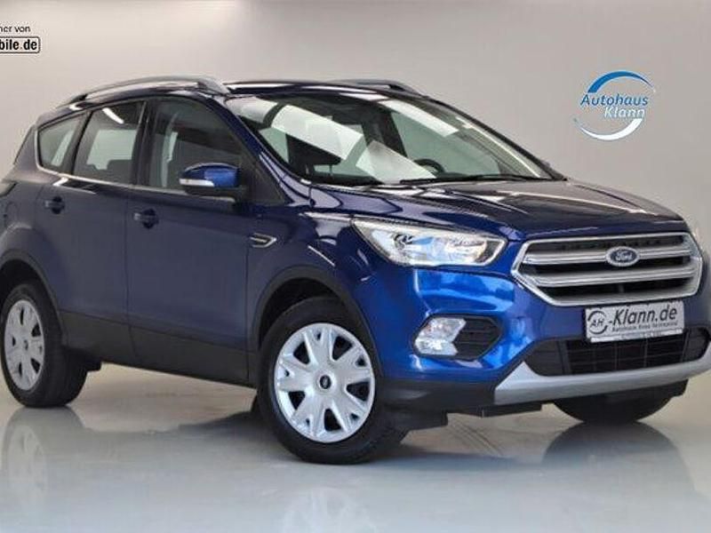 Gebraucht Ford Kuga Trend 120 PS (88 kW) 2018 Blau SUV