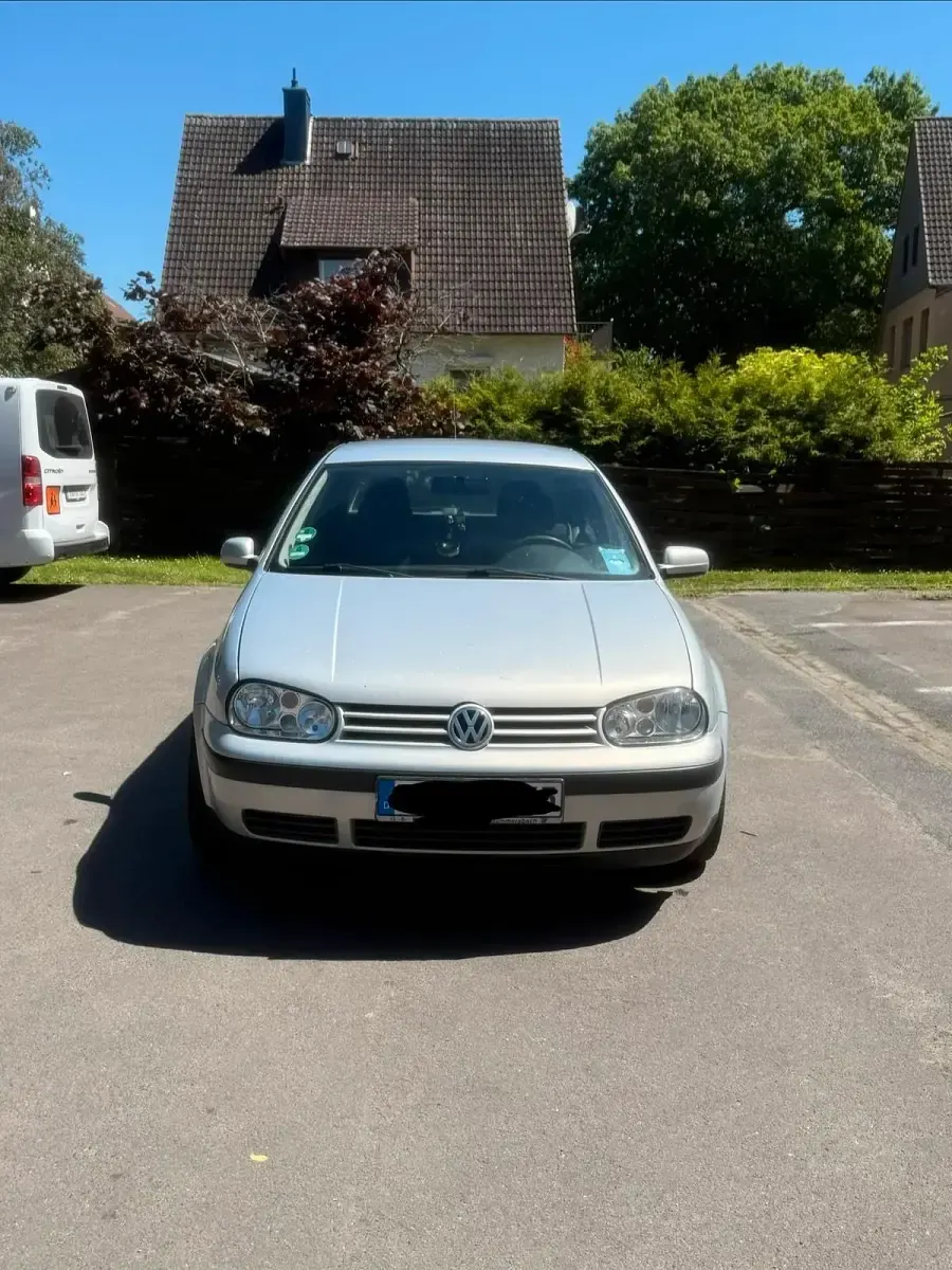 Gebraucht VW Golf IV 105 PS (77 kW) 2000 Silber Limousine