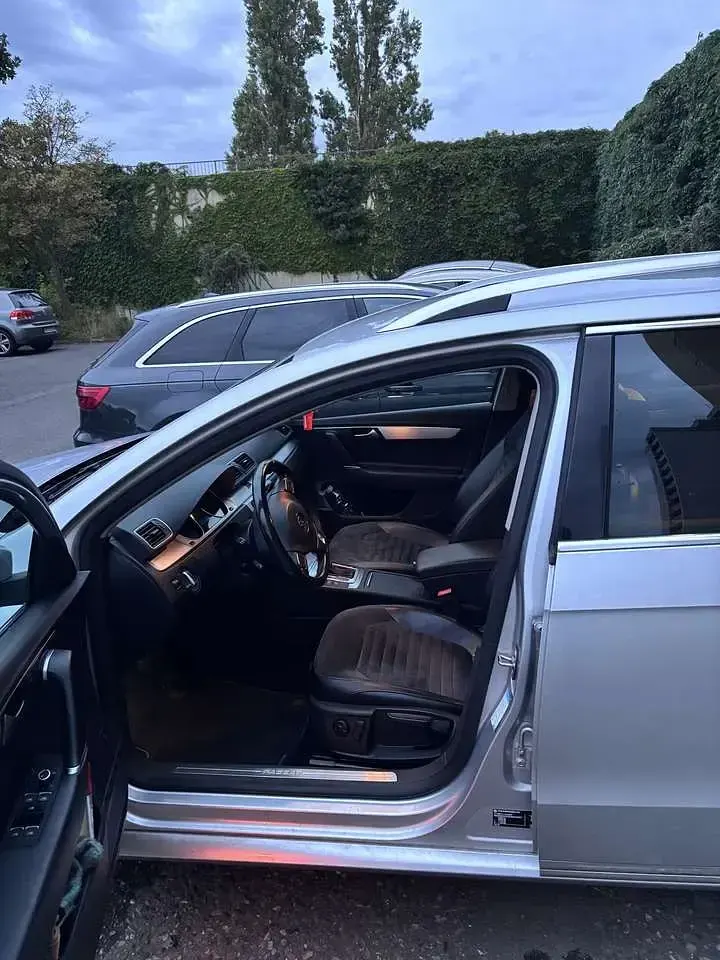 Gebraucht VW Passat Highline 170 PS (125 kW) 2011 Kombi