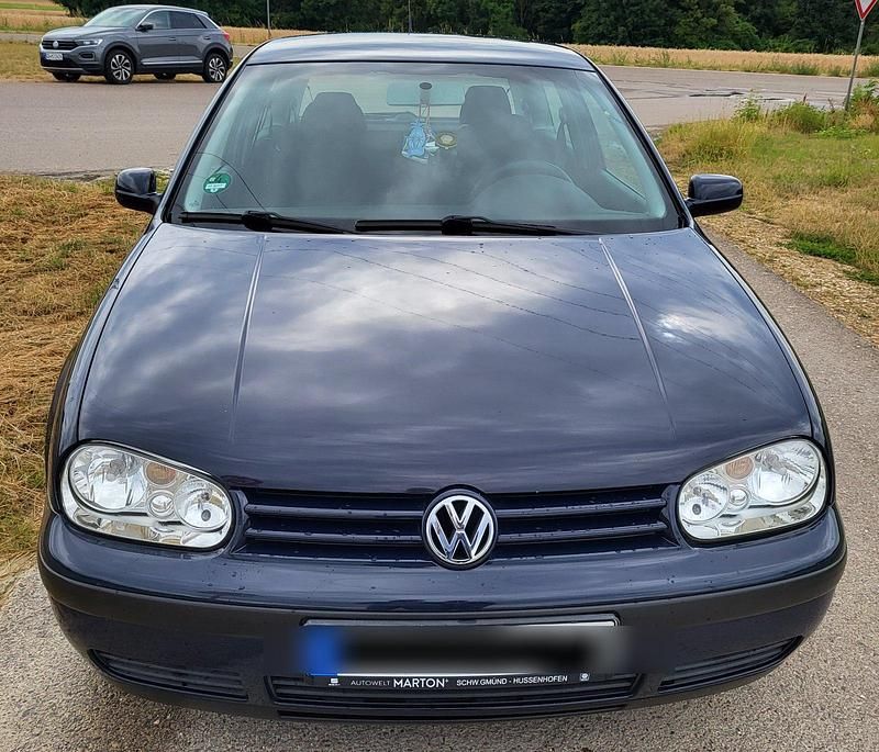 Gebraucht VW Golf IV 75 PS (55 kW) 2002 Blau Limousine