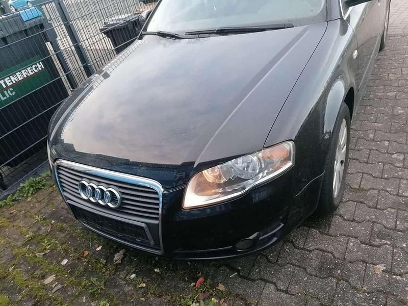 Gebraucht Audi A4 140 PS (102 kW) 2007 Phantomschwarz perleffekt Kombi