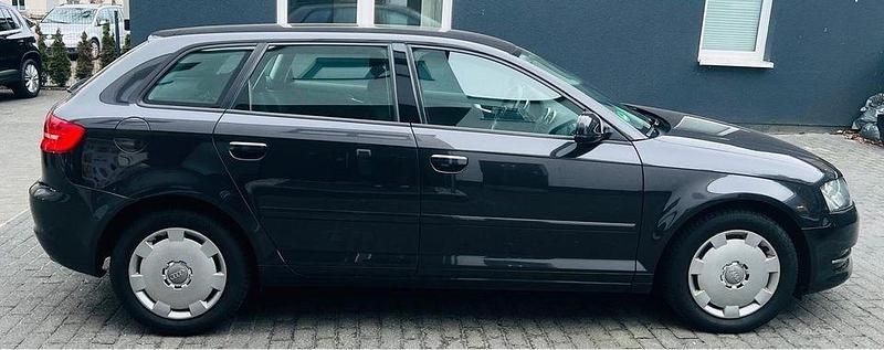 Gebraucht Audi A3 125 PS (91 kW) 2011 Grau Kleinwagen