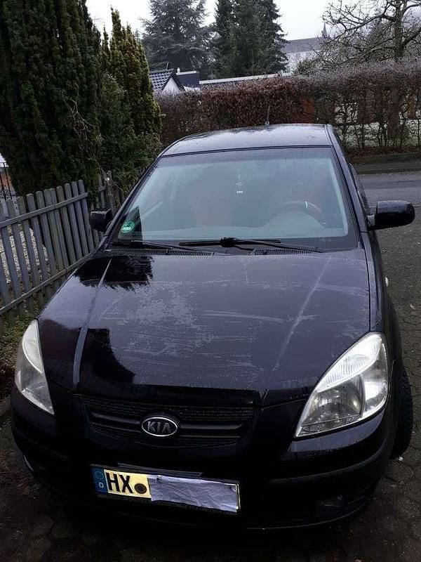 Gebraucht Kia Rio 111 PS (81 kW) 2008 Schwarz Limousine