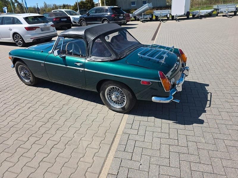 Second-hand MG B 95 CP (69 kW) 1976 Verde Cabrio