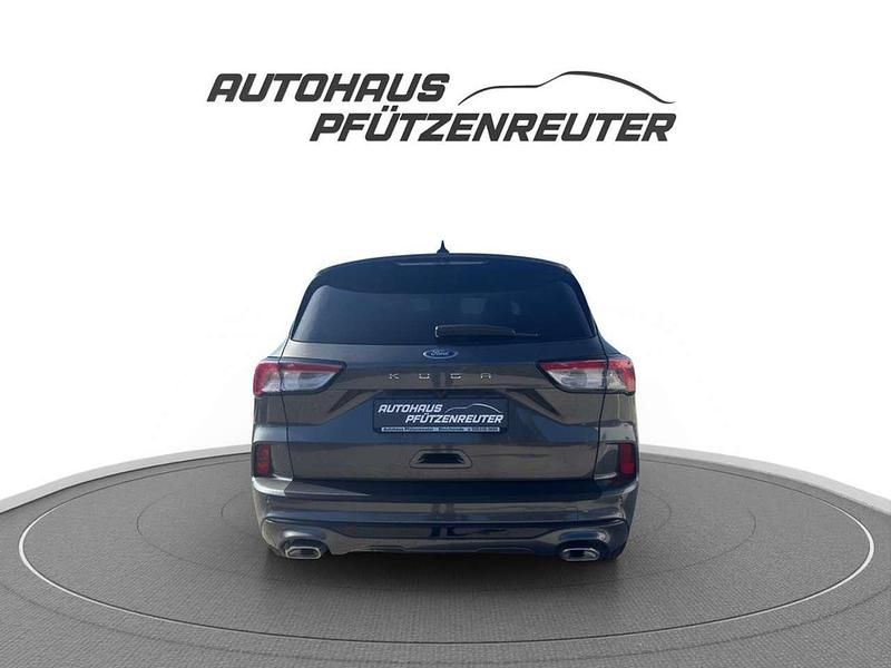 Gebraucht Ford Kuga ST-Line 150 PS (110 kW) 2022 Grau SUV