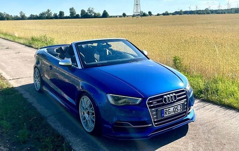 Blau Gebraucht 2015 Audi S3 Cabriolet Sport Cabrio | 26.499 € (Fairer Preis) - Bild 1/4