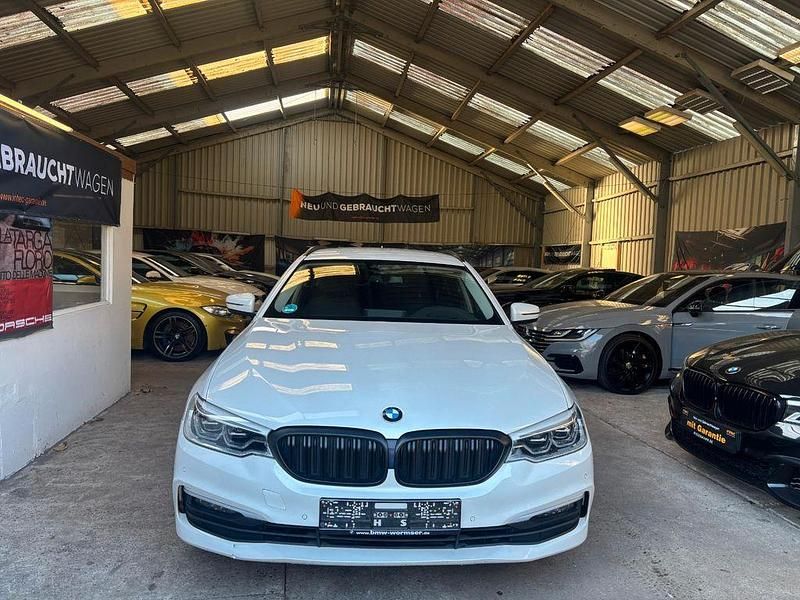 Gebraucht BMW 520 Luxury Line 190 PS (139 kW) 2019 Weiß Kombi