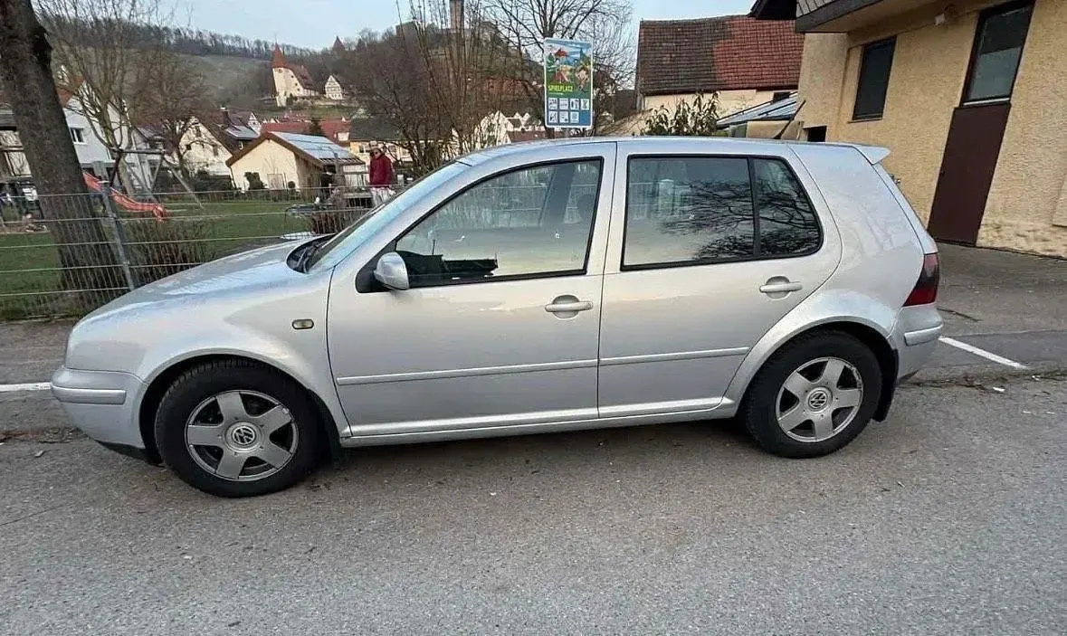 Gebraucht VW Golf III 101 PS (74 kW) 1998 Grau Kombi