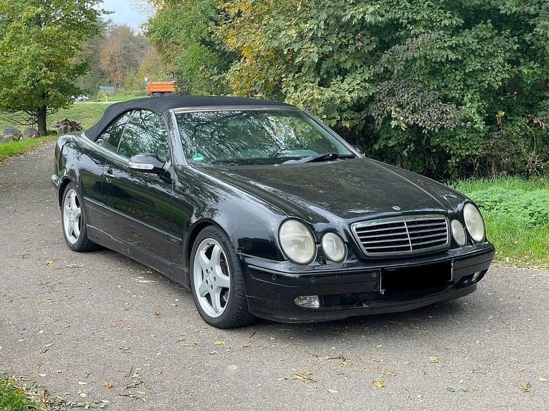 Gebraucht Mercedes CLK230 Elegance 197 PS (144 kW) 2003 Schwarz Cabrio