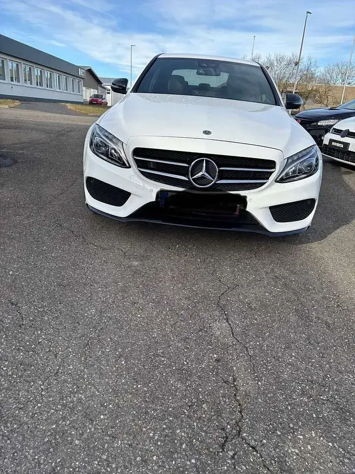 Gebraucht Mercedes C350e 211 PS (155 kW) 2018 Limousine