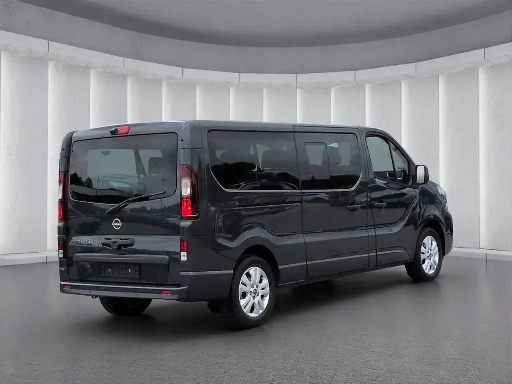 Second-hand Nissan Primastar Tekna 150 CP (110 kW) 2025 Gri Monovolum