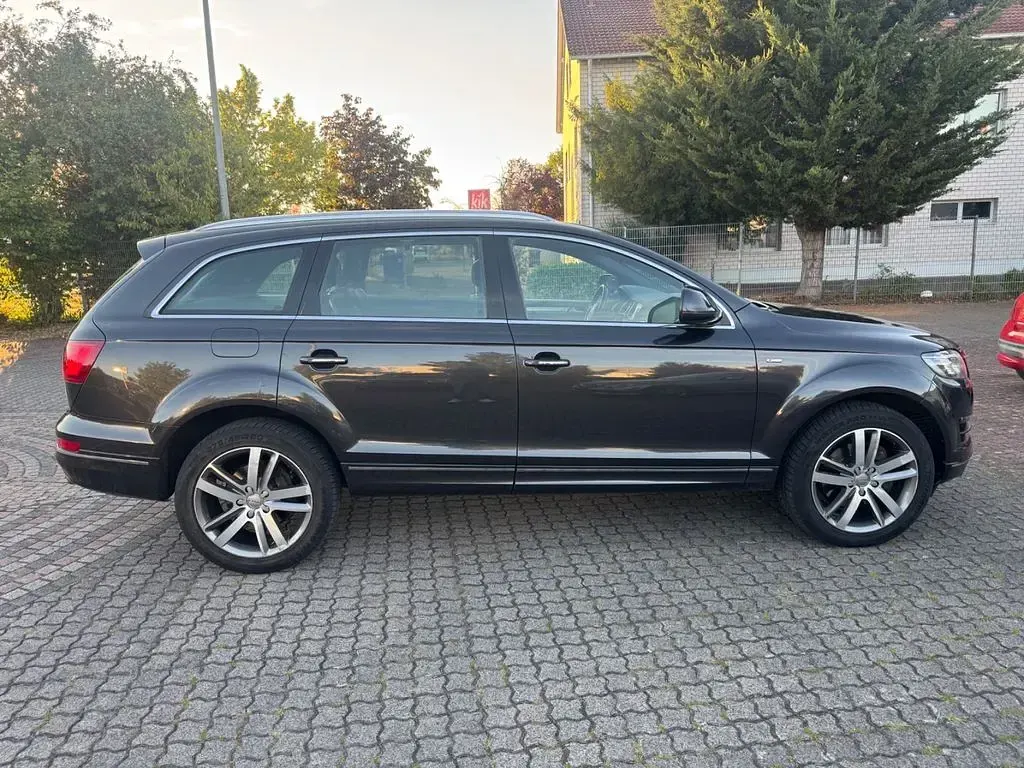 Gebraucht Audi Q7 S-Line 245 PS (180 kW) 2013 Grau SUV
