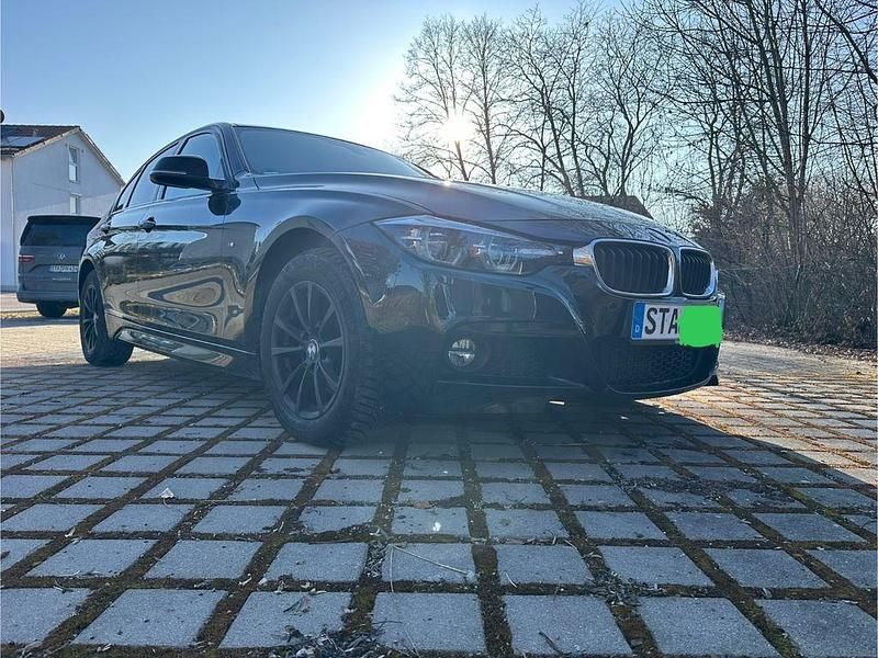 Gebraucht BMW 320 M Sport 190 PS (139 kW) 2018 Schwarz Limousine