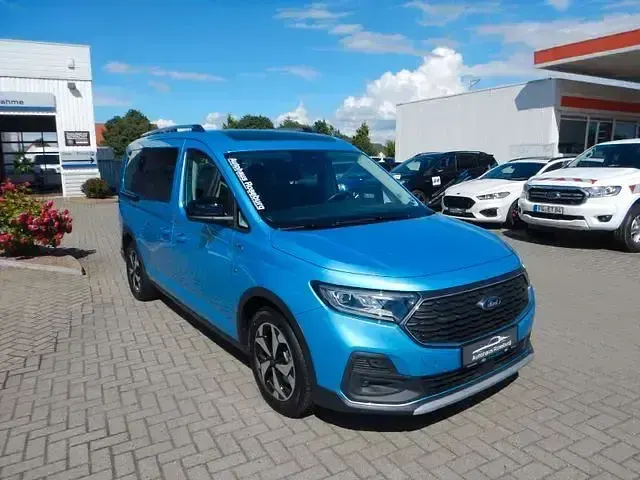Gebraucht Ford Grand Tourneo Connect Active 114 PS (83 kW) 2025 Blau Van / Kleinbus