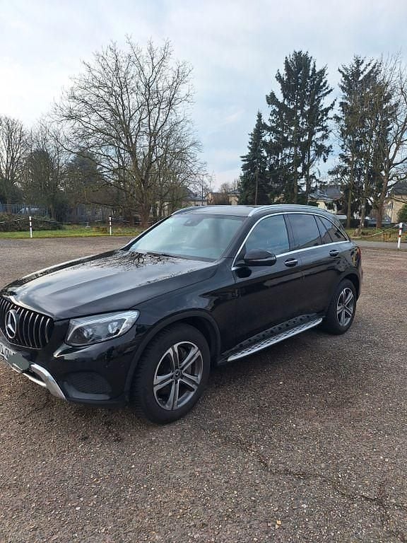 Gebraucht Mercedes GLC220 170 PS (125 kW) 2017 Schwarz SUV