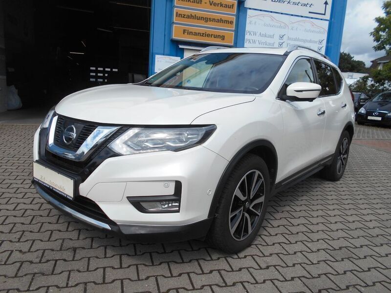 Weiß Gebraucht 2017 Nissan X-Trail 360º SUV | 14.690 € (Fairer Preis) - Bild 1/4