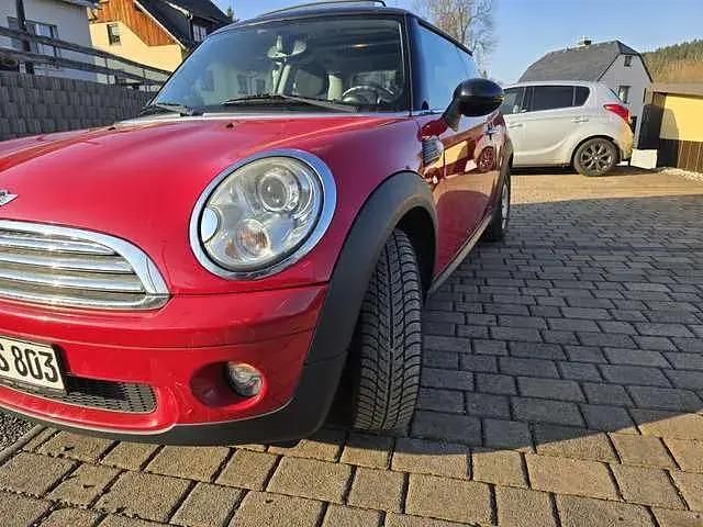 Używany Mini Cooper 120 KM (88 kW) 2009 Czerwony Hatchback